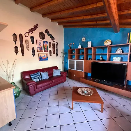 With Terrace Close To Catania Sicily Tatil Evi Adrano